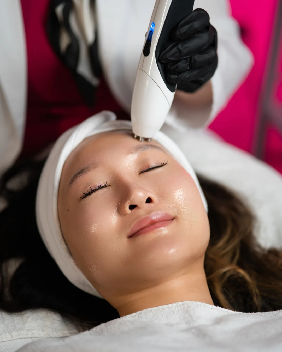 Clinical Facials & Peels